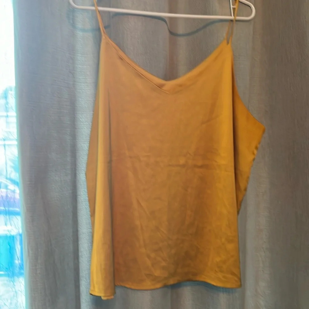🌻 sunflower colored satin camisole new without tags women’s extra large